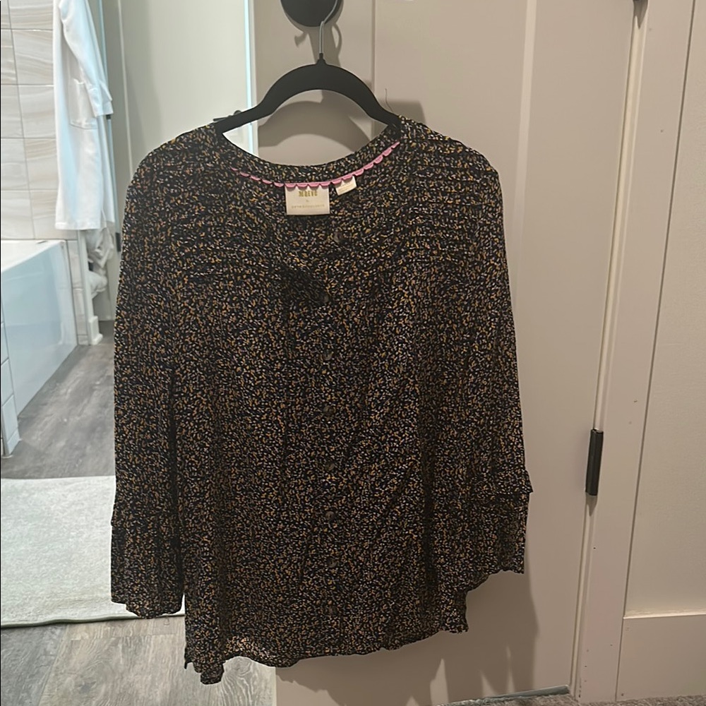 Women's Black Floral Top